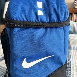 Nike elite lunch bag